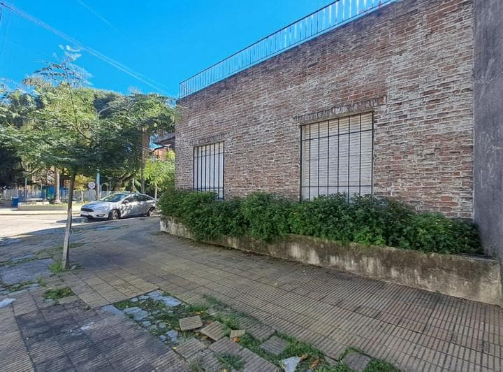 Venta Casa con Terraza y Cochera Lanus Oeste - 5
