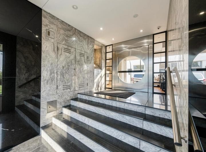 Departamento de 4 Ambientes en Retiro - Marcelo T. Alvear Al 1300 - 2