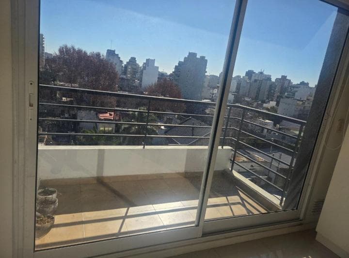 Monoambientes C/balcon Flores, todo Luz! - 3