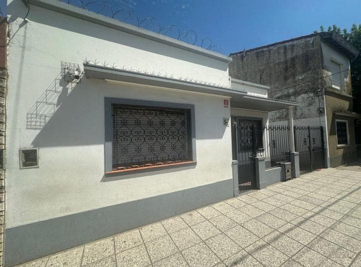 Venta Casa Lote 10x15 - Zona Residencial/comercial - 3