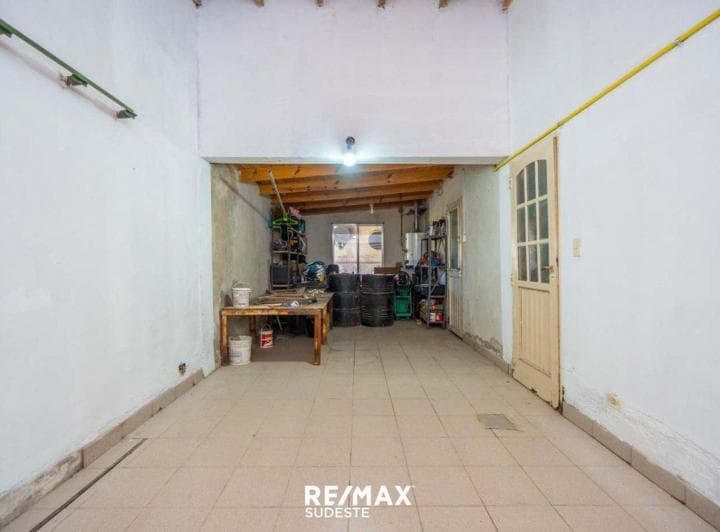 Venta Casa Tres Dorm. con Garage y Patio - 5
