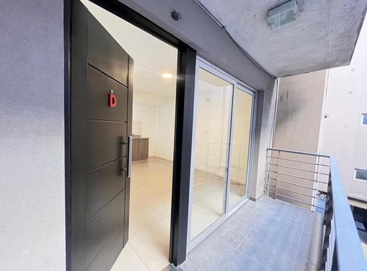 Depto 2 Amb en Venta Castelar Norte Apto Crédito - 2