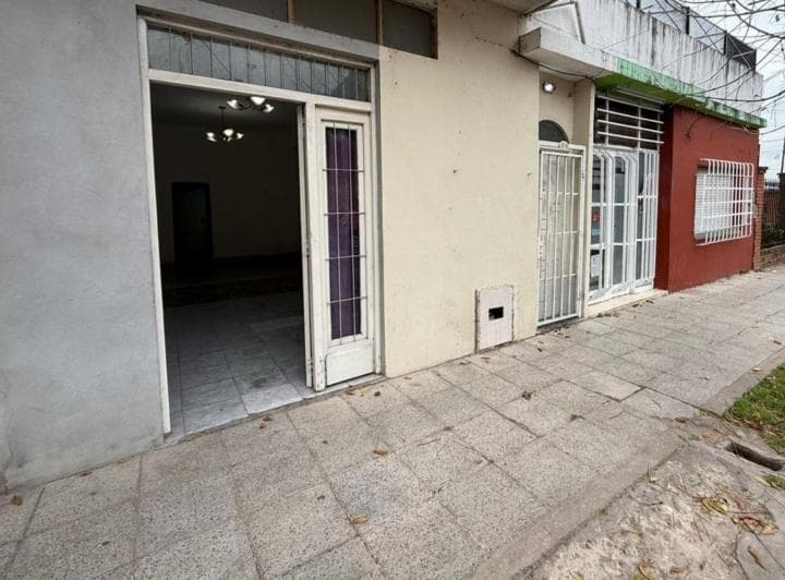 Alquiler Local Comercial, Moron Sur - 2
