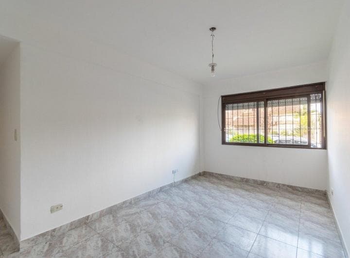 Venta Depto. 3 Amb con Patio, Cochera San Isidro Centro - 4
