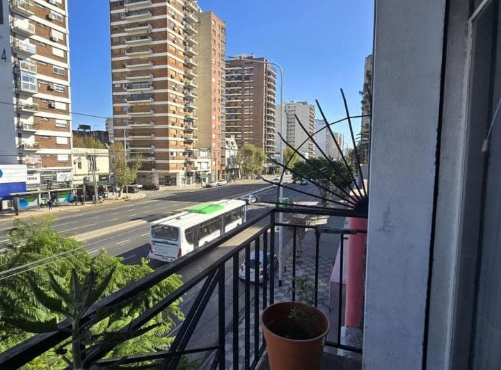 Departamento 5 Ambientes en Venta en Avellaneda - 4