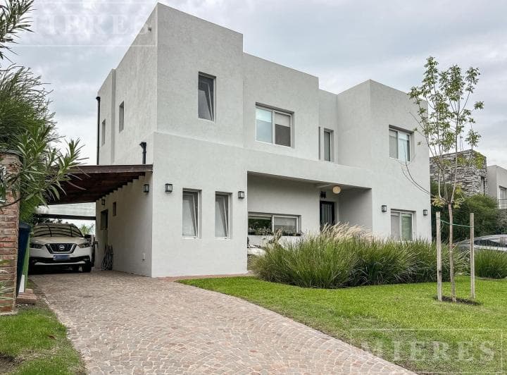 Casa en Venta a La Laguna en San Francisco, Villanueva - 4
