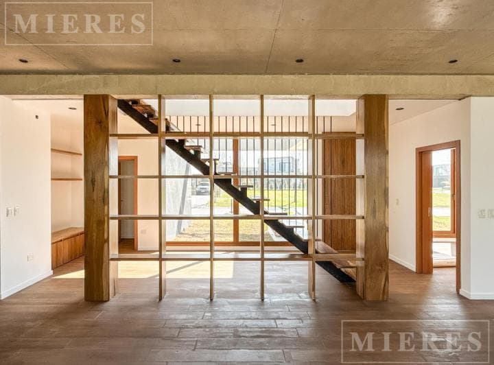 Casa en Venta a Estrenar en El Barrio Carpinchos, Nordelta - 5