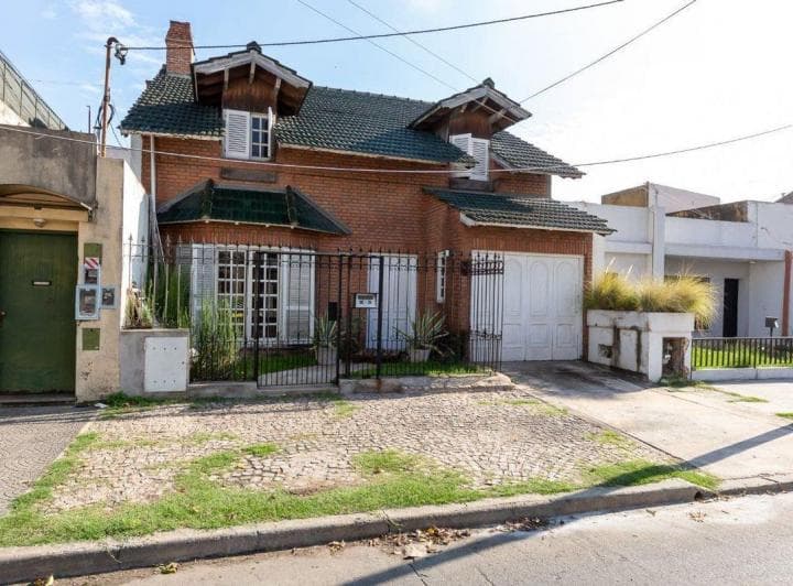 Venta Casa Multifamiliar Ramos Mejia - 2