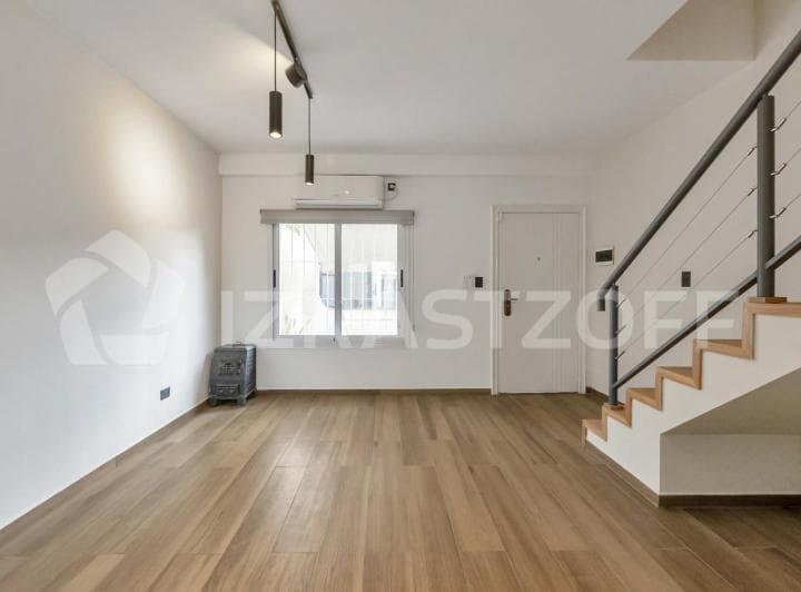 Venta Duplex Moderno 4 Amb Premium, a Nuevo! Jardin/cochera - Florida Oeste. - 2