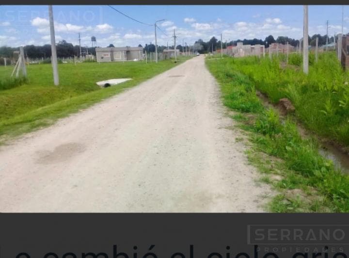 Venta Terreno de 1600 m² con Mejoras, Parque Sakura II, Exaltación de La Cruz, Financiación - 5