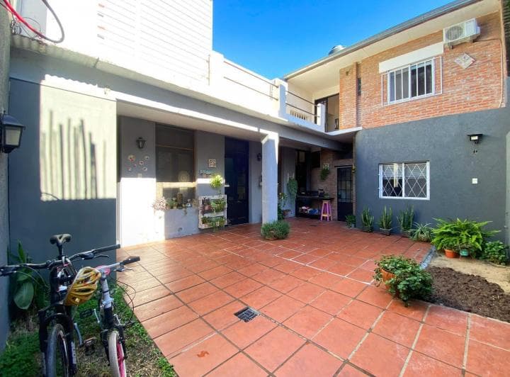 Casa Interna Única. 3 Dorm.. 2 Baños. Apta Crédito. - 5