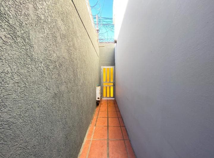 Casa Interna Única. 3 Dorm.. 2 Baños. Apta Crédito. - 3