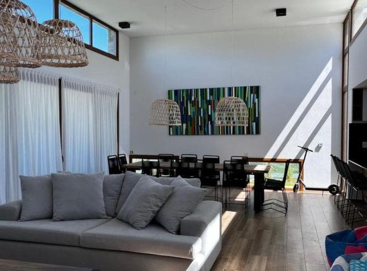 Moderna Casa en Haras del Sur II | Fondo Al Golf | Piscina | Galería Cerrada | Amueblada y Equipada - 5