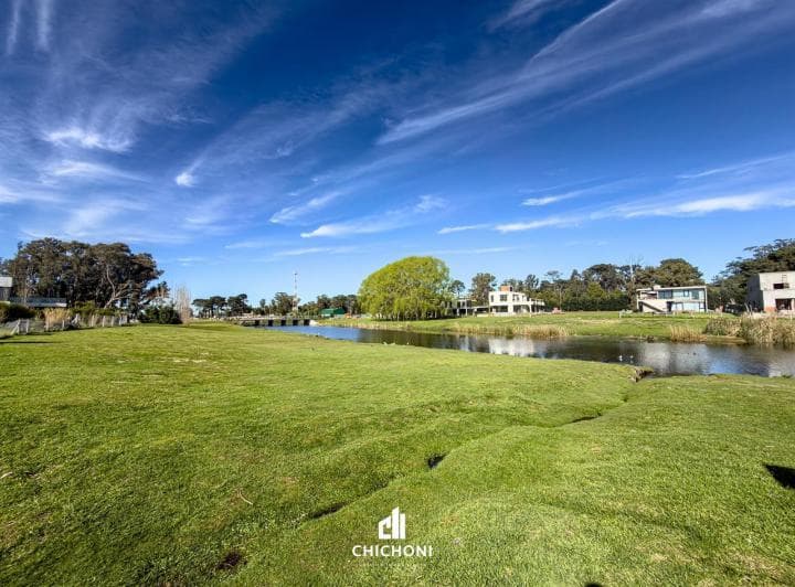 Venta - Lote 247 con Vista Al Lago - Barrio Privado Rumencó Joven - 4