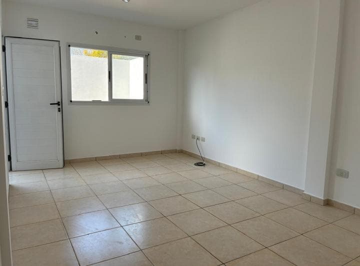 Departamento en Planta Baja con Patio – Próximo a Av 19 La Plata - 3