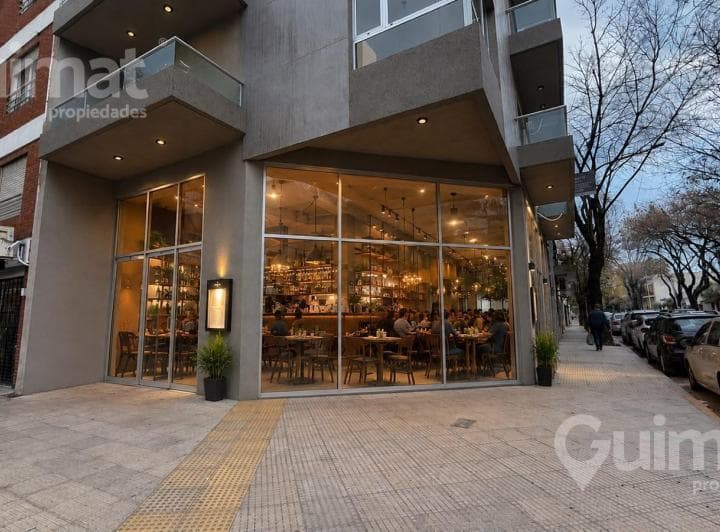 141 m² Local en Villa Urquiza Congreso Esquina Alvarez Thomas. - 2