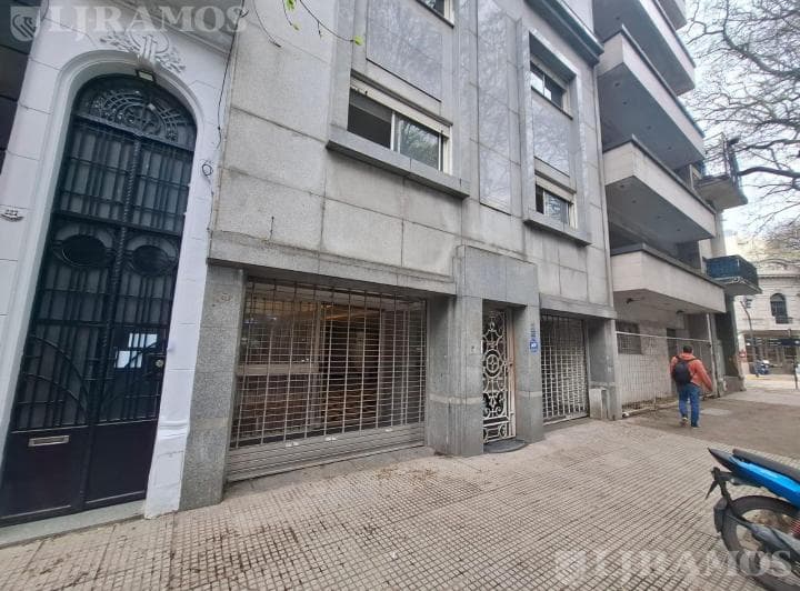Local en Caballito - Ex Clínica - 2