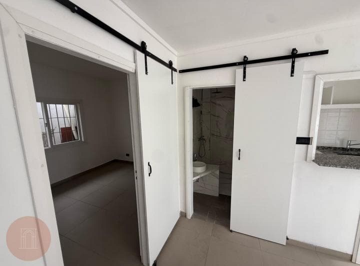 En Venta - PH de 2 Ambientes con Amplio Patio Privado Zona Constitución - 3