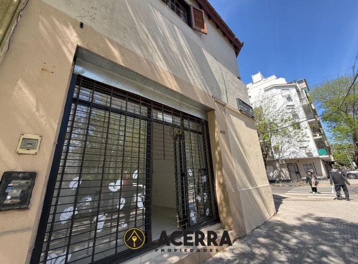 Oportunidad Alquiler Local Comercial Frente a La Estacion de Saavedra - 4
