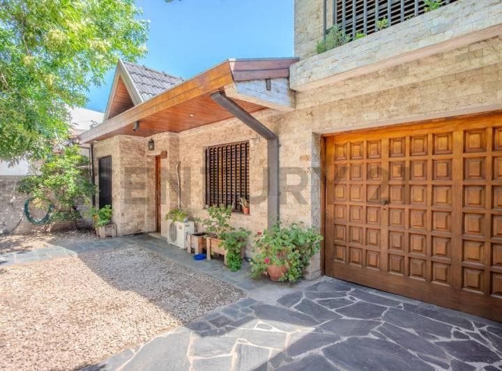 Venta Chalet en Barrio Marina, Villa Luzuriaga, San Justo - Acepta Permuta - 2