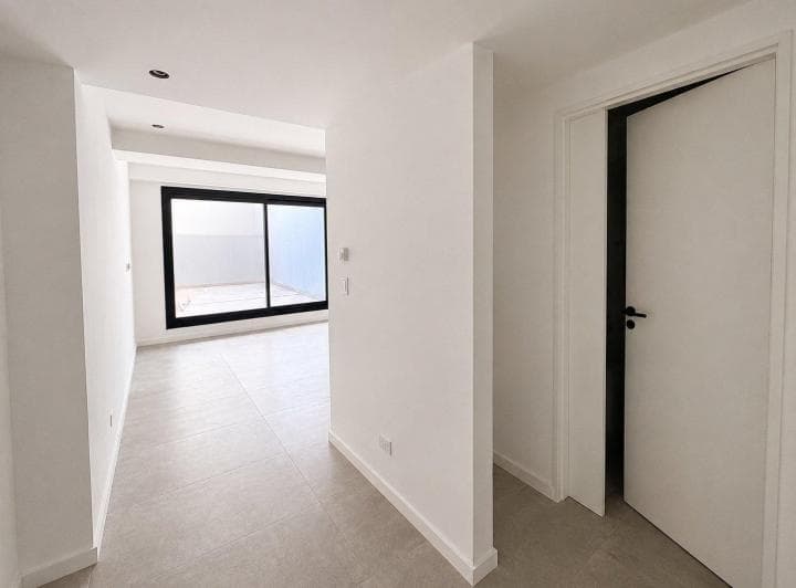 Venta Departamento 2 Ambientes con Patio Nuevo a Estrenar Barrio Norte. - 3