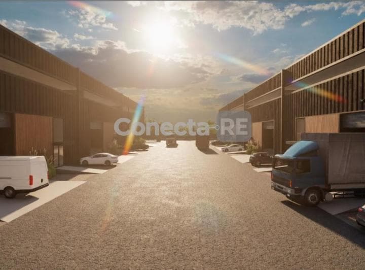 Depósito 841 m² a Estrenar en Alquiler Dentro de Predio Cerrado en Panamericana y Buen Ayre - 3
