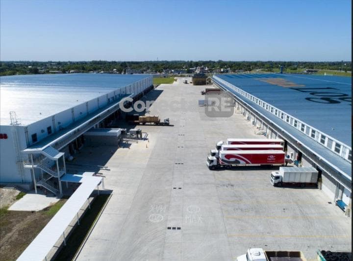 Depósito 2880 m² en Alquiler Dentro de Predio Cerrado en Esteban Echeverria - 3