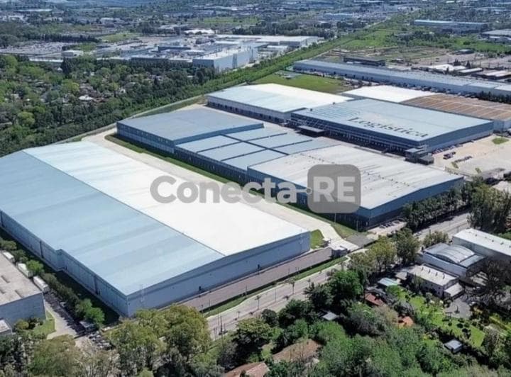 Depósito 1800 m² en Alquiler Dentro de Predio Cerrado en General Pacheco - 4