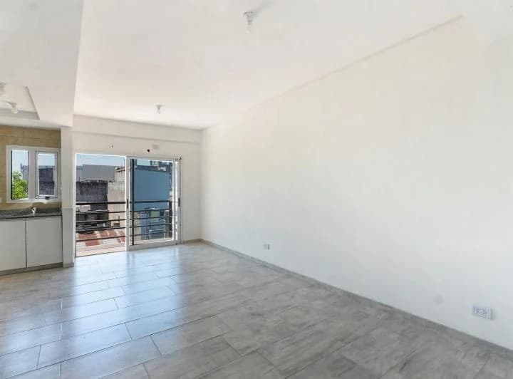 Departamento 2 Ambientes con Pileta Venta - Mataderos - 2