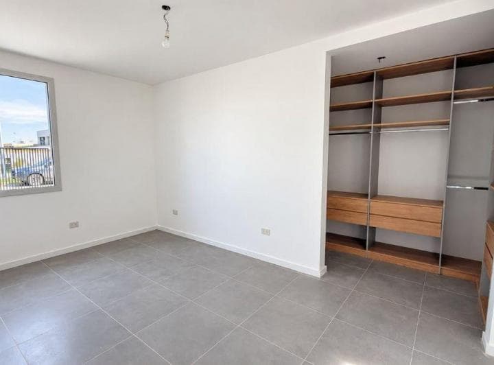 Venta Dúplex de 3 Dorm. y 3 Baños Confluencia Rural - Neuquen - 4