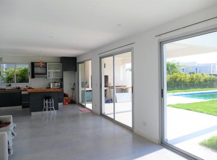 Alquiler Casa Escobar Puertos: 3 Dorm. - Dependencia - Piscina - Náutica - Barrio Ceibos - 3