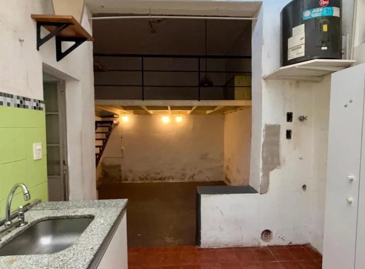 Venta PH Monombiente con Entrepiso Villa Urquiza a Reciclar - 5