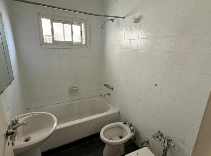 Departamento en Venta 2 Ambientes en Palermo, Piso Alto Para Reciclar - 5