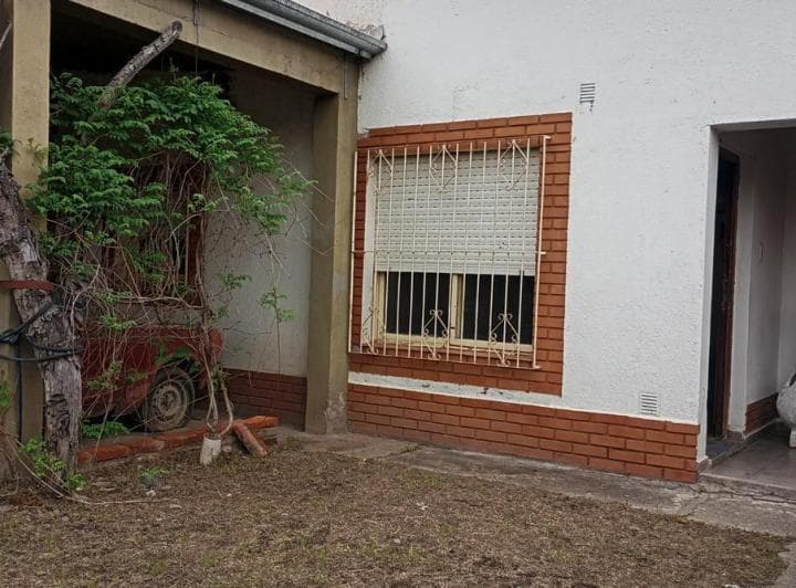 En Venta Casa 2 Dorm. Barrio Apem - Las Talitas - 3