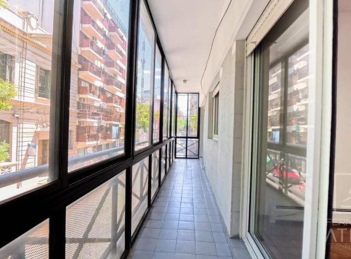 3 Amb con Balcón y Patio 84 m + Cochera Listo Para Habitar en Recoleta! - 4