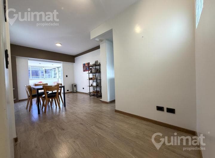 Depto 2 Amb, Piso Alto con Vista Abierta, Gran Luminosidad y Orientación Norte - Av Cordoba Al 600 - 3