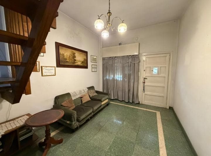 Casa de 5 Ambientes en Alquiler - Villa Ballester - 2
