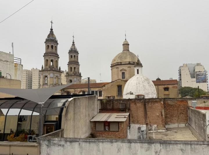 Excelente Propiedad con Terraza Para Estudio/comercio - 2
