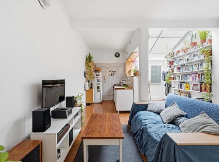 Venta PH 2 Ambientes en Caballito con Escritorio - 2