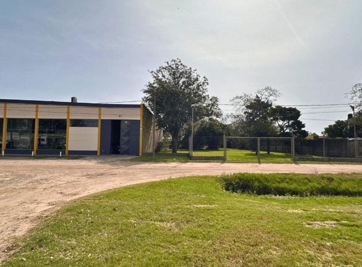 Alquiler de Salón Sobre Ruta 11 Reconquista - 3