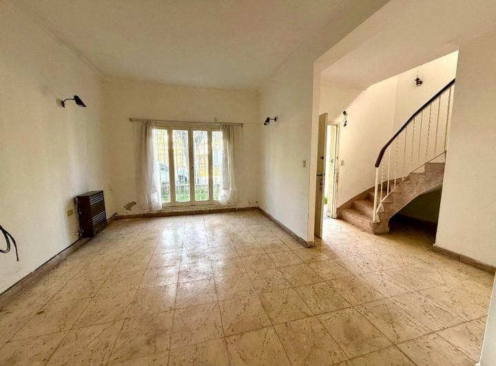 Venta de Casa 4 Ambientes Apta Credito - 3