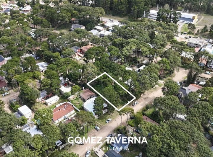 Lote Multifamiliar en Venta en Pinamar - 4