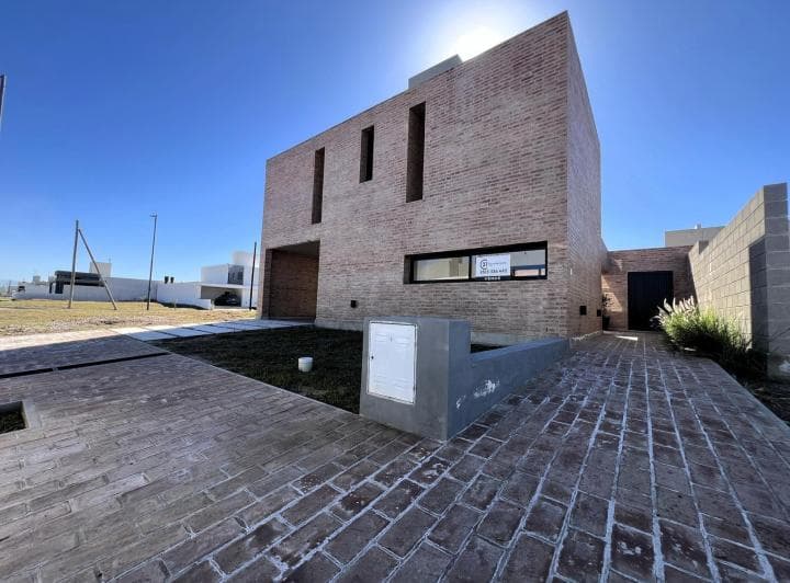 Casa en Venta en Quebradas de Manantiales - 4