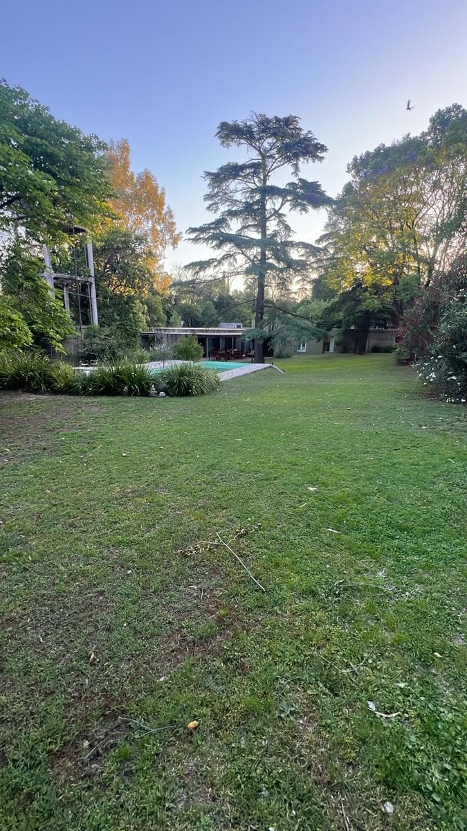 Casa de 6 ambientes en Villa Allende - Ideal para familias
