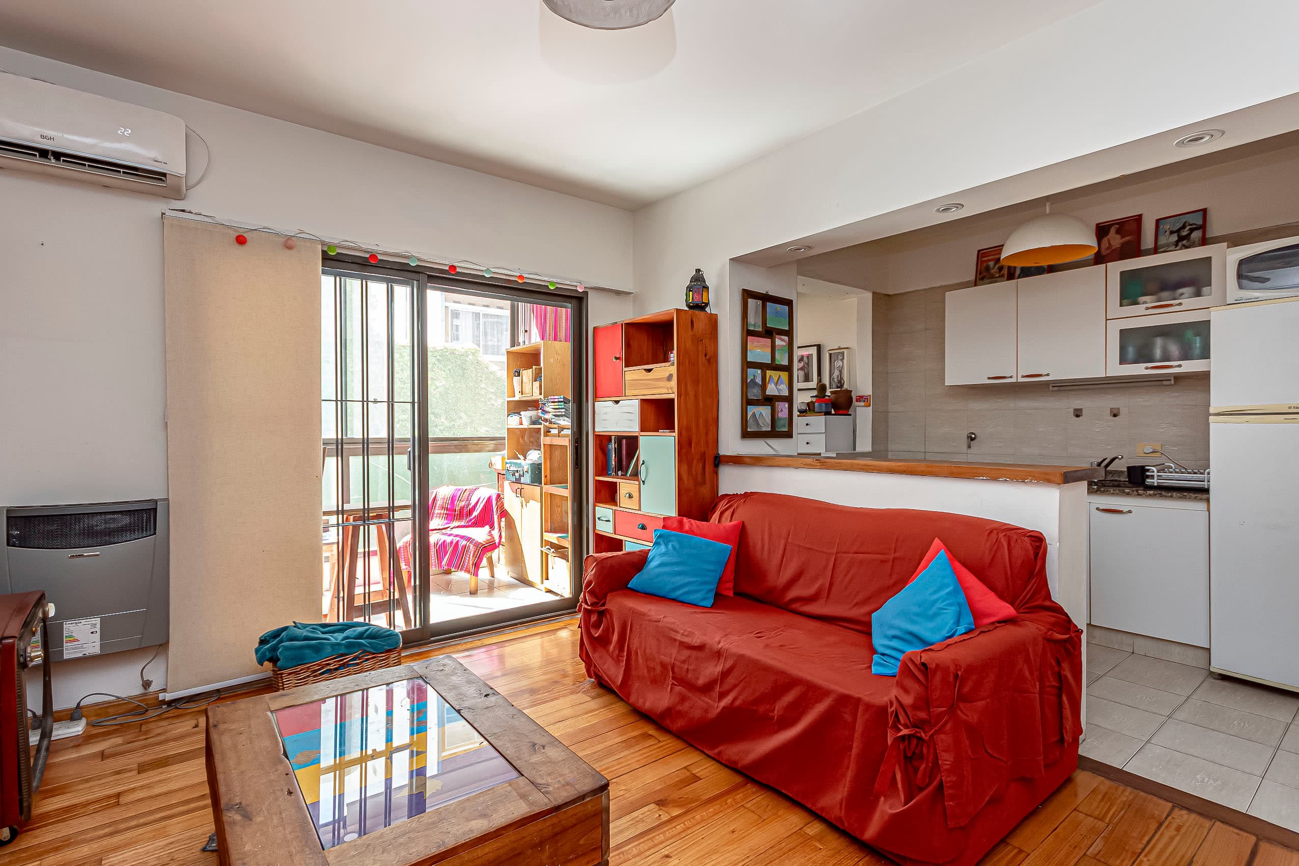 Departamento 2 ambientes con balcón en Florida - Apto crédito