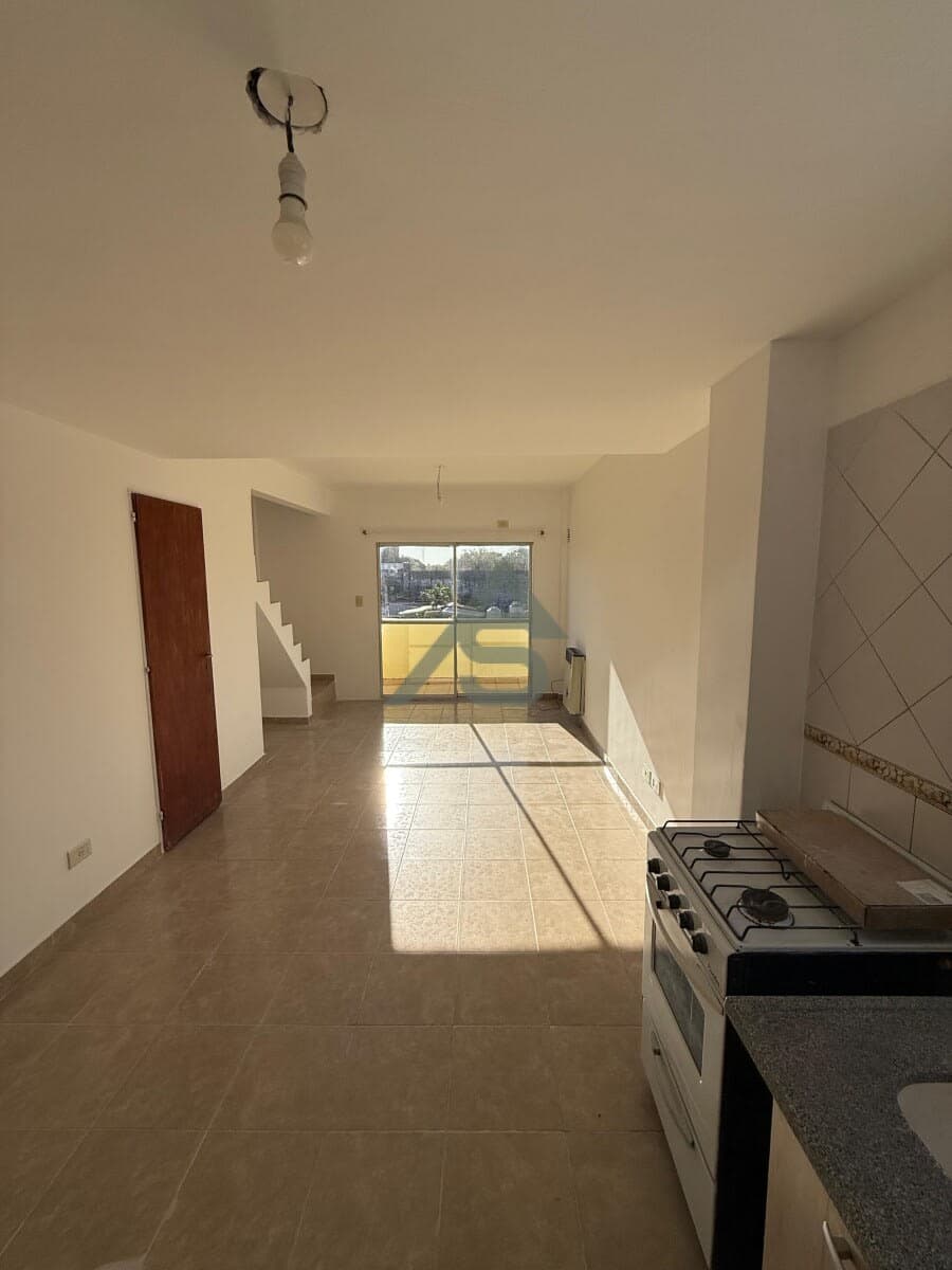 Departamento de 3 ambientes en Virreyes - Luminoso y cómodo