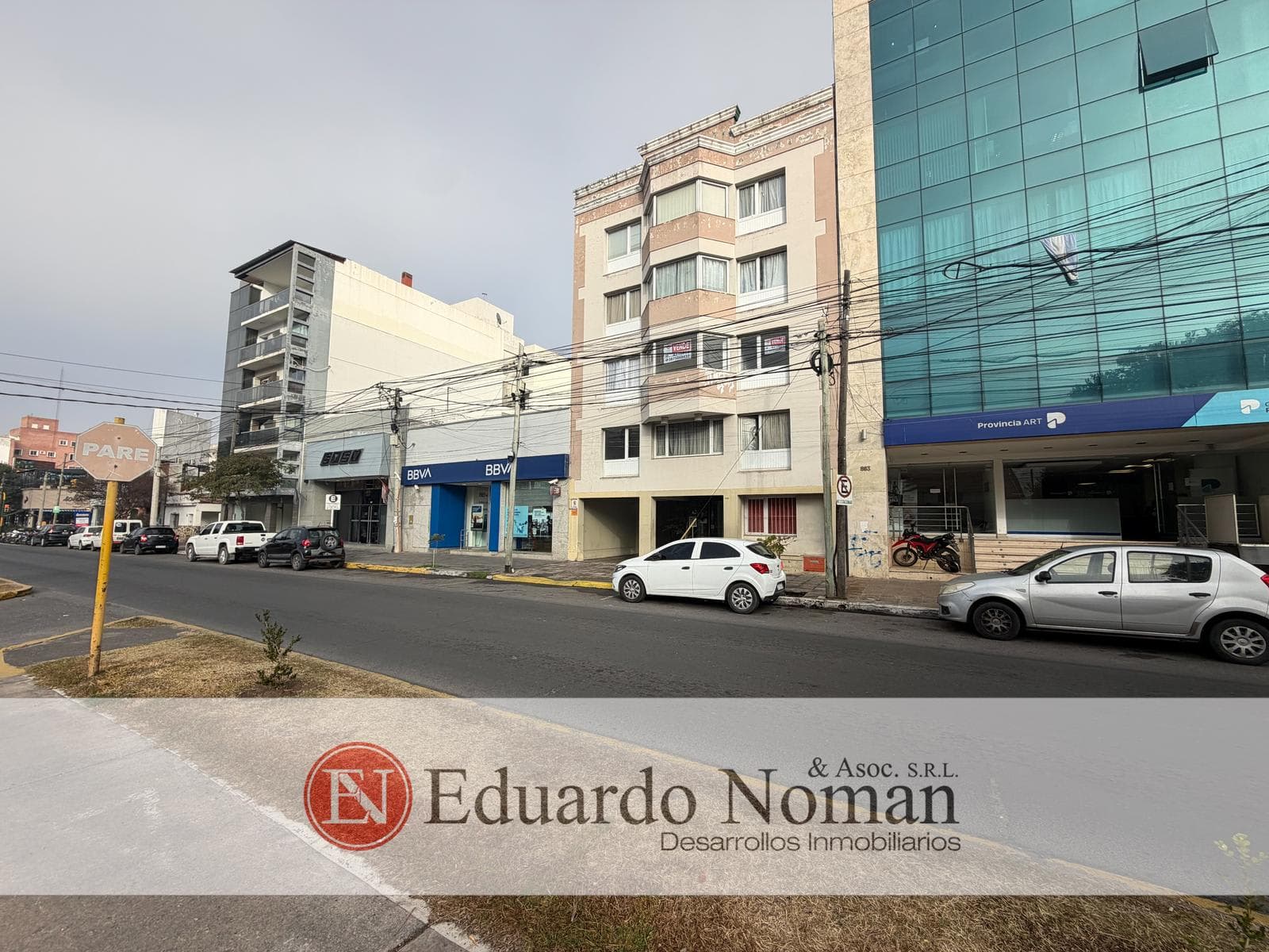 Departamento de 2 dormitorios con cochera en Salta