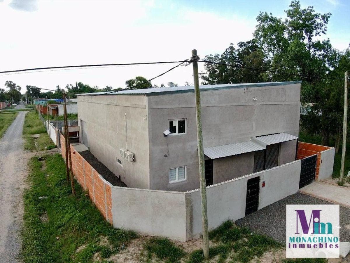 Amplio warehouse en venta