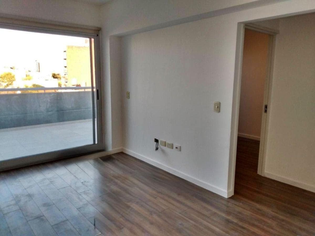 Departamento de 2 Ambientes Amplio con Balcón Terraza en Villa Urquiza